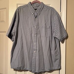 💙 Eddie Bauer Blue Button Down